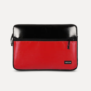 LAPTOP CASE WITH FRONT COMPARTMENT (BLACK/RED)